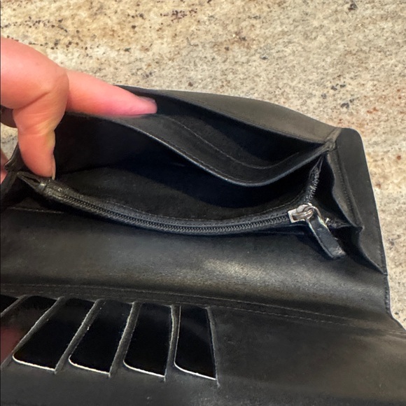 Chanel Monaco Black Patent Leather Wallet - Picture 15 of 16